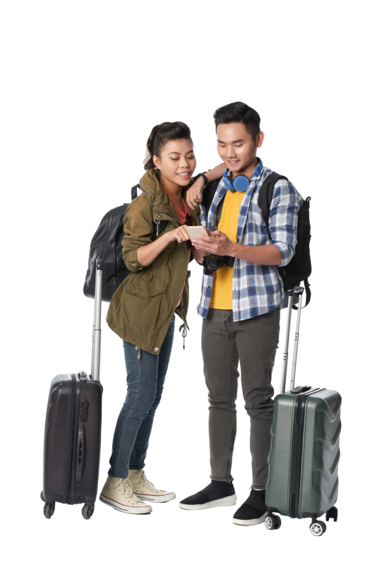 studio-shot-young-couple-with-baggage-surfing-net-smartphone